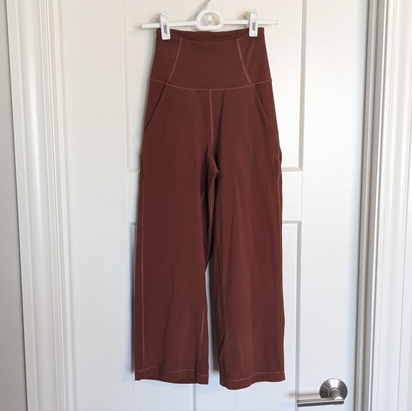 lululemon athletica Pants - Lululemon Align HR Wide Leg 23" Crop Pants - Dark Terracotta Rust Orange sz 0